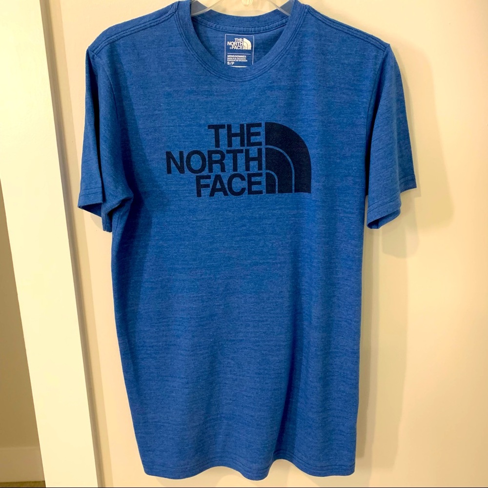 North Face Men’s Slim Fit T shirt, size small